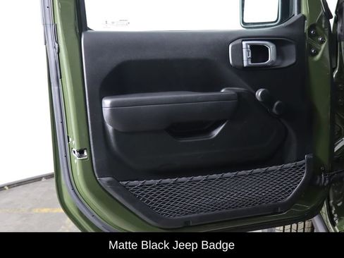 Used 2022 Jeep Wrangler Unlimited Sport image 20