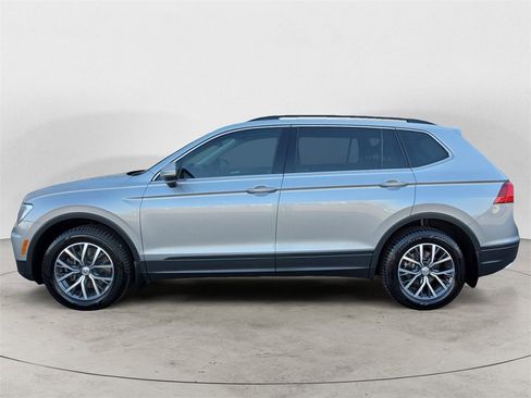 Used 2019 Volkswagen Tiguan SEL R-Line image 2