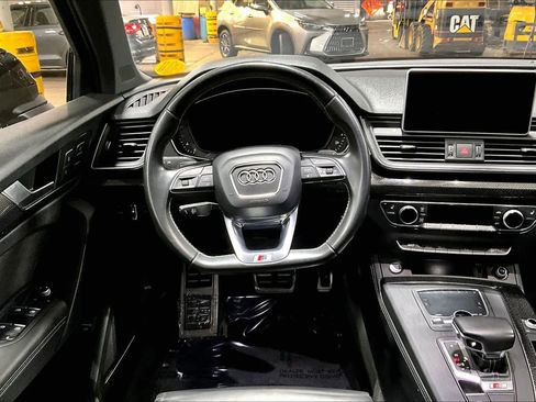 Used 2020 Audi SQ5 Premium Plus w/ Premium Plus Package image 5
