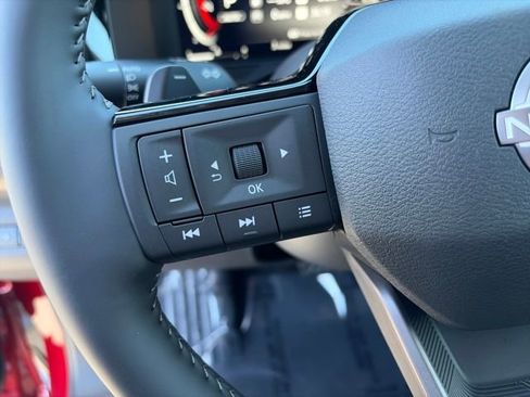 New 2026 Nissan Pathfinder Platinum AWD/4WD image 25