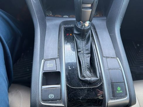 Used 2020 Honda Civic EX image 19