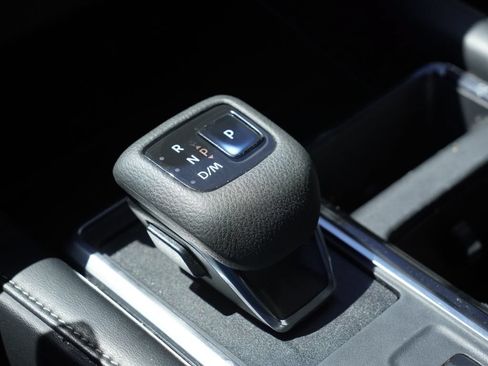 Used 2022 Nissan Pathfinder SL w/ SL Premium Package FWD image 18
