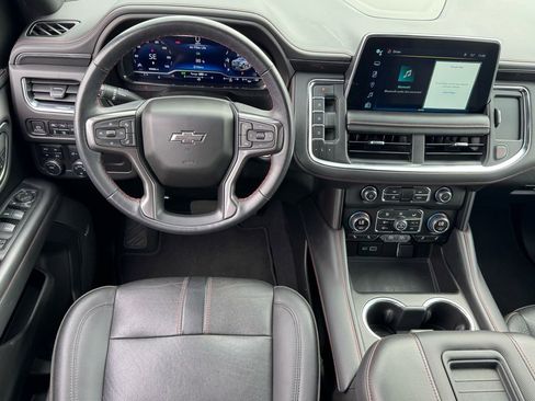 Used 2022 Chevrolet Tahoe RST w/ Luxury Package AWD/4WD image 18