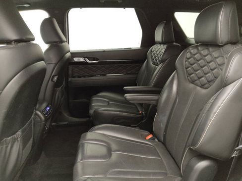 Used 2022 Hyundai Palisade Calligraphy w/ Winter Package FWD image 18