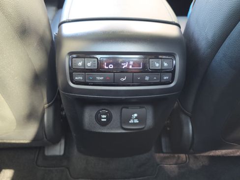 Used 2023 Hyundai Palisade Limited AWD/4WD image 49