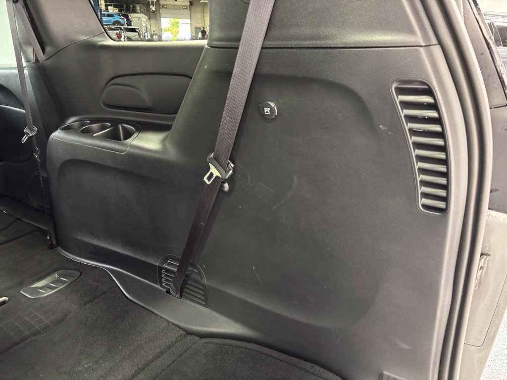 Used 2025 Chrysler Pacifica Select FWD image 58