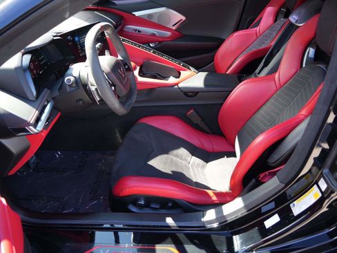 Used 2022 Chevrolet Corvette 2dr Stingray Cpe w/ Z51 Performance Package image 12