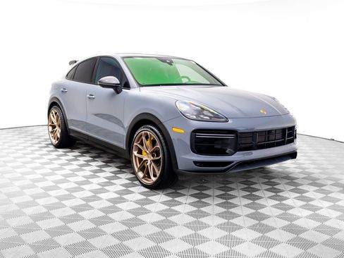Certified 2022 Porsche Cayenne Turbo GT AWD/4WD image 6