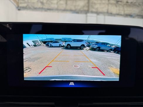 Used 2025 Chevrolet TrailBlazer LT image 17