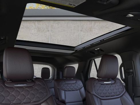 New 2026 Ford Explorer Platinum w/ LUX Leather Package AWD/4WD image 22