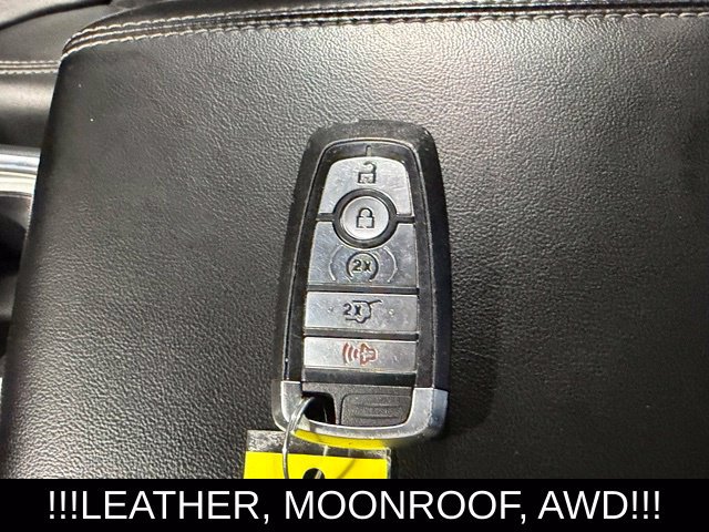 Used 2023 Ford Explorer XLT AWD/4WD image 33