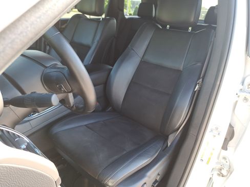 Used 2020 Jeep Grand Cherokee Altitude RWD image 15