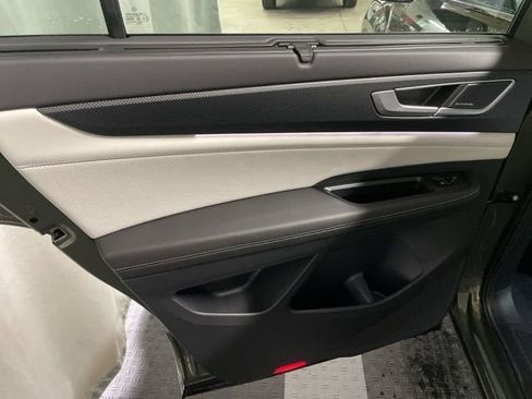 New 2026 Volkswagen Atlas Cross Sport SEL Premium R-Line AWD/4WD image 12