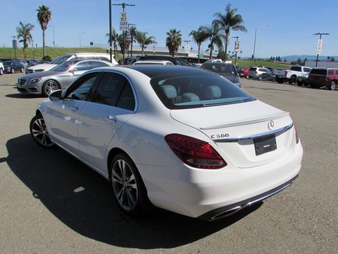 Used 2016 Mercedes-Benz C 300 C 300 w/ Multimedia Package image 3
