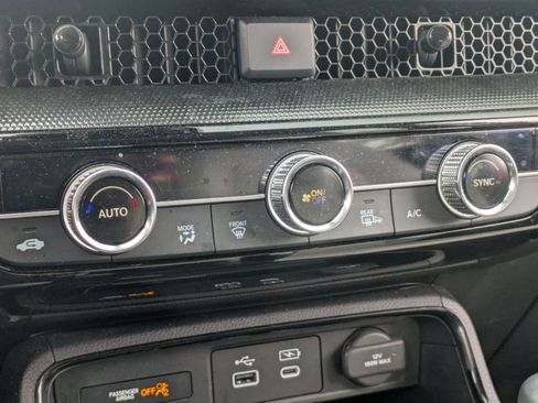 Used 2025 Honda CR-V EX-L image 14