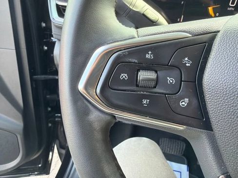 Used 2025 Chevrolet TrailBlazer LT w/ LT Cold Weather Package AWD/4WD image 10