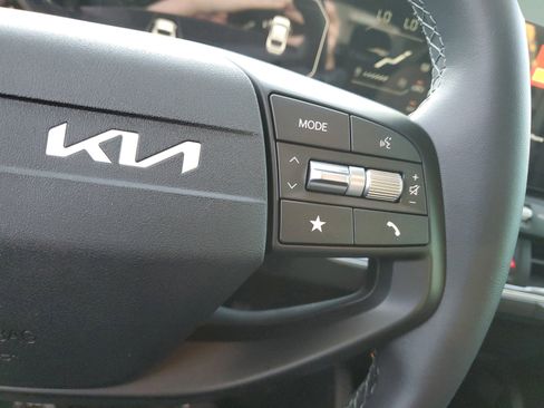 New 2025 Kia K4 EX FWD image 8