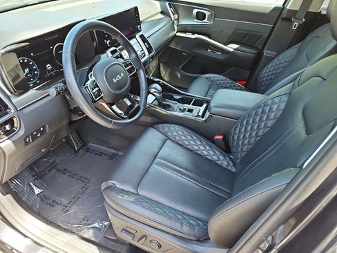 Used 2023 Kia Sorento SX AWD/4WD image 19