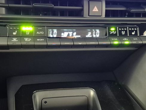 New 2026 Toyota Crown Signia AWD/4WD image 21
