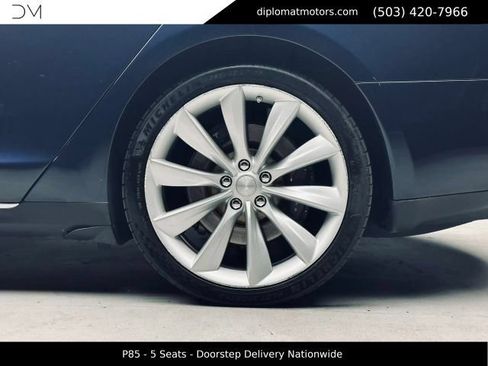Used 2013 Tesla Model S Performance RWD image 38