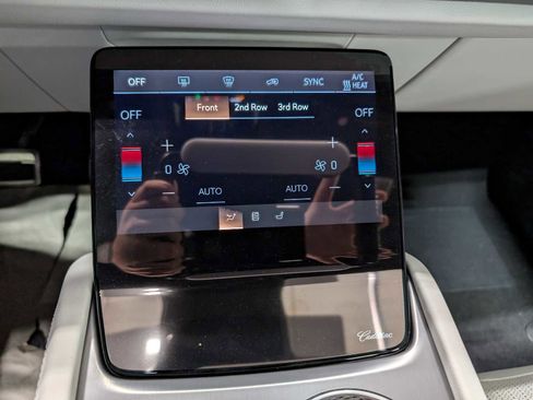 New 2026 Cadillac Vistiq Sport w/ LPO, Floor Liner Package image 28