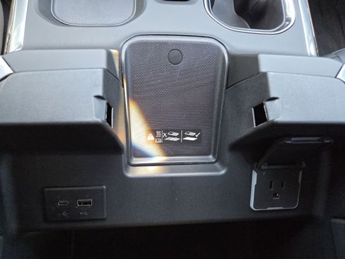 New 2026 GMC Sierra 1500 Elevation w/ Elevation Premium Package image 13