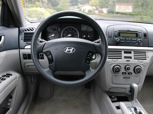 Used 2008 Hyundai Sonata GLS FWD image 13