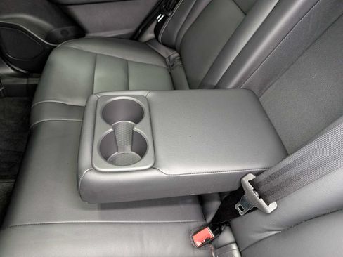Used 2021 Nissan Rogue SL AWD/4WD image 17