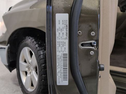 Used 2012 RAM 1500 Big Horn image 33