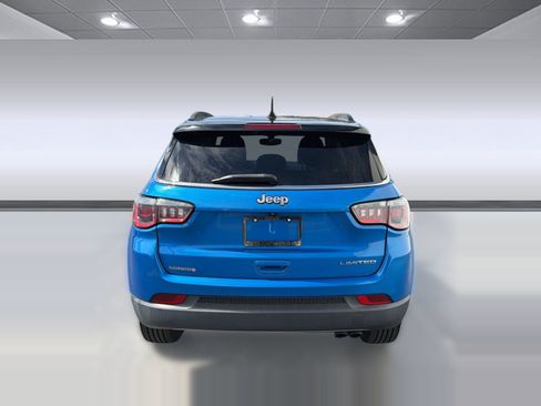 Used 2018 Jeep Compass Limited FWD image 10