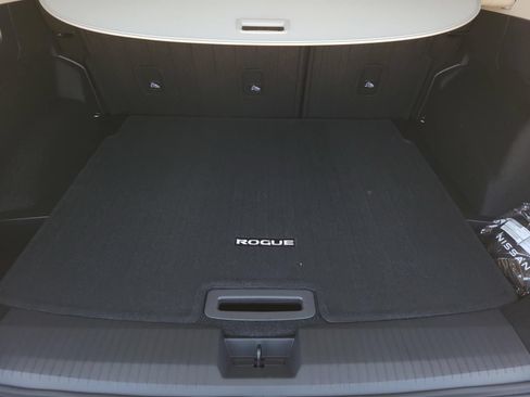 New 2026 Nissan Rogue SV FWD image 11