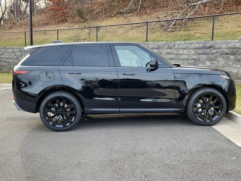 New 2026 Land Rover Range Rover Sport SE image 11