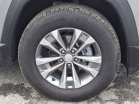 Used 2025 Chevrolet Equinox LT AWD/4WD image 23