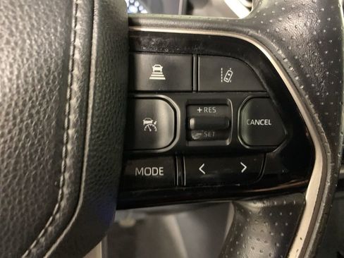 Used 2022 Toyota Tundra SR5 AWD/4WD image 21