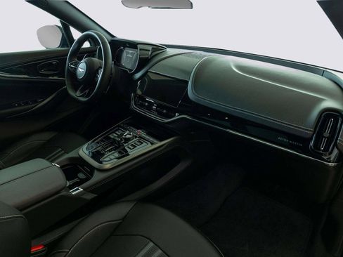 New 2026 Aston Martin DBX 707 image 33