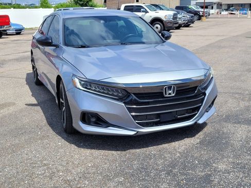 Used 2022 Honda Accord Sport image 10