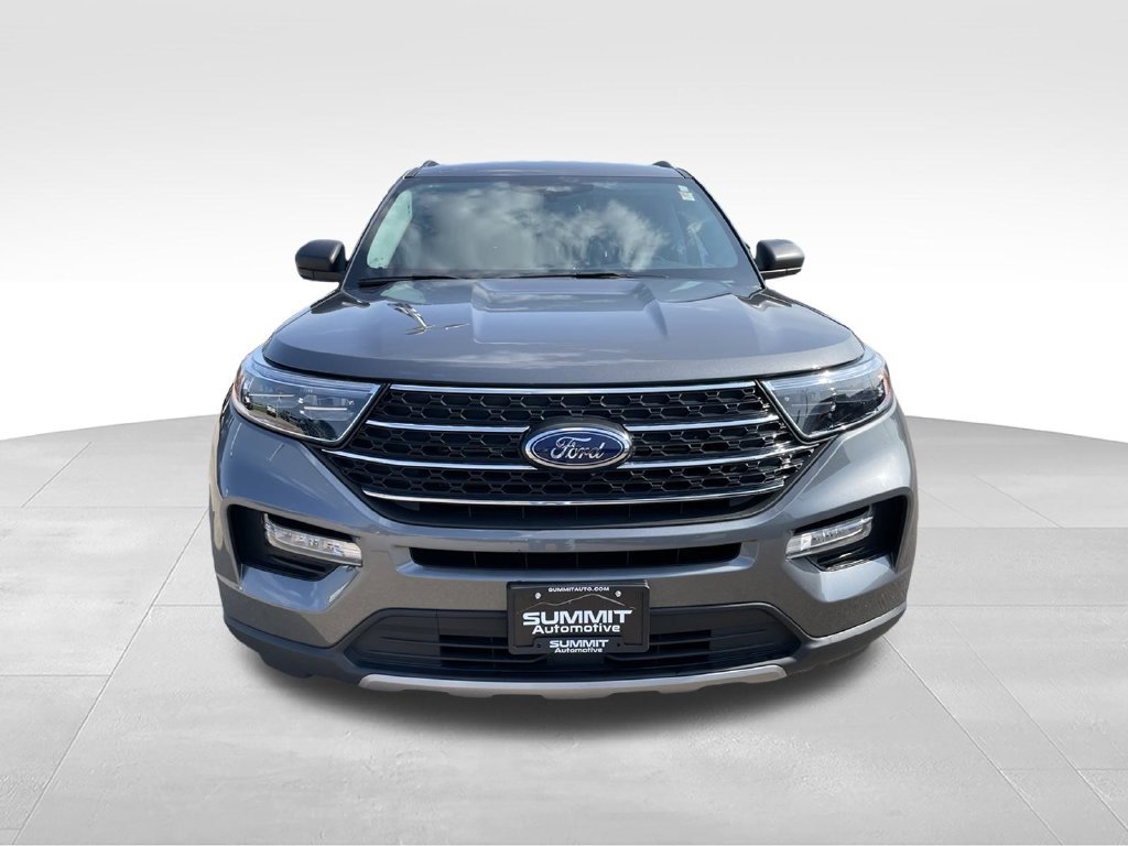 Used 2024 Ford Explorer XLT w/ Equipment Group 202A AWD/4WD image 26