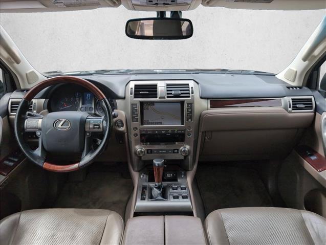 Used 2016 Lexus GX 460 Luxury w/ Preferred Accessory Package AWD/4WD image 25