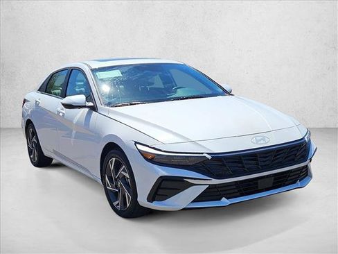 New 2026 Hyundai Elantra Limited FWD image 7