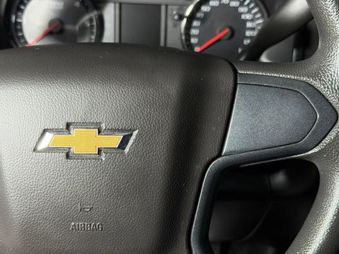 Used 2018 Chevrolet Silverado 1500 Custom w/ Custom Value Package RWD image 27