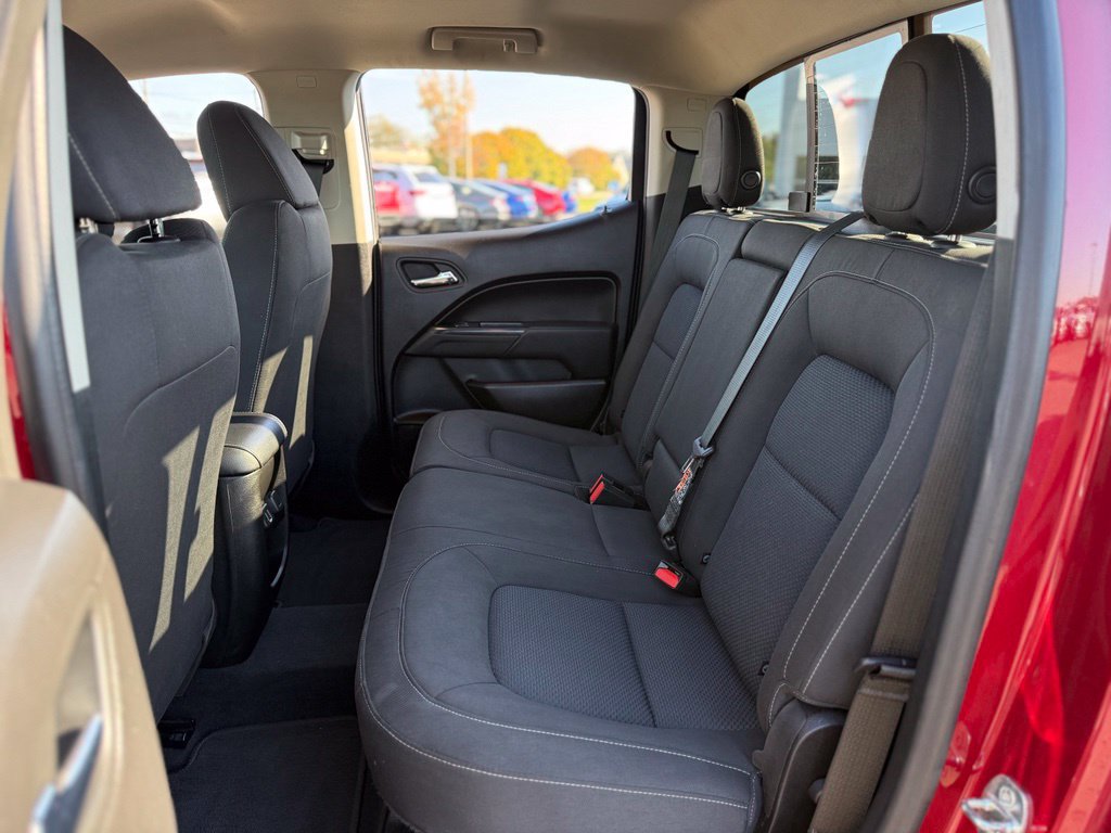 Used 2019 Chevrolet Colorado LT w/ LT Convenience Package AWD/4WD image 12