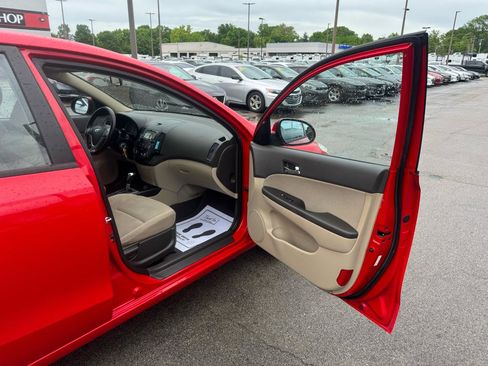 Used 2009 Hyundai Elantra FWD image 9
