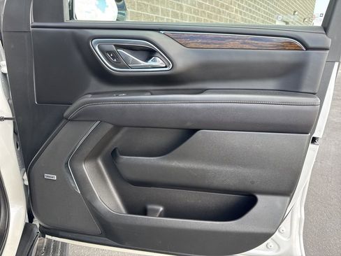 Used 2023 Chevrolet Tahoe Premier AWD/4WD image 51