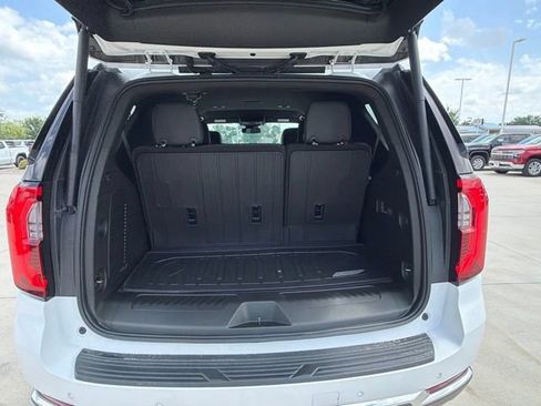 Certified 2025 GMC Yukon Elevation AWD/4WD image 24