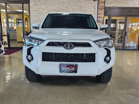 Used 2016 Toyota 4Runner RWD 4dr V6 SR5 (Natl) image 2