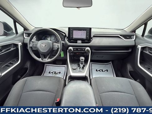 Used 2021 Toyota RAV4 LE AWD/4WD image 27