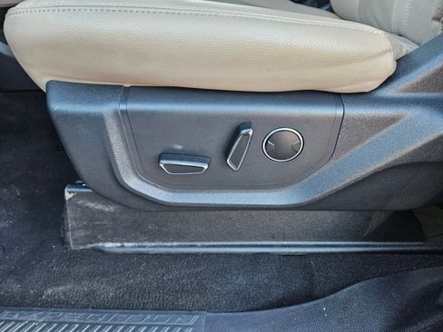 Used 2024 Ford Expedition Max Limited image 23