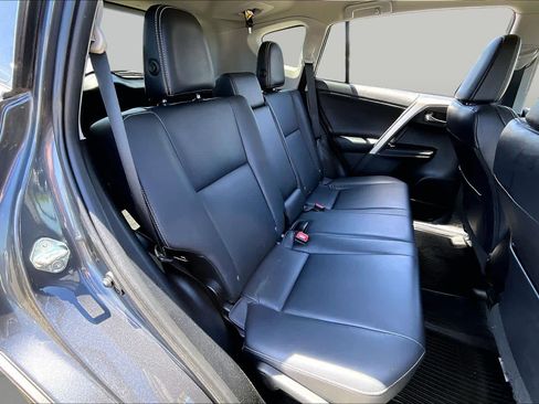 Used 2015 Toyota RAV4 Limited w/ Technology Package AWD/4WD image 19