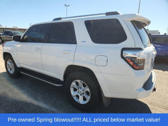 Used 2021 Toyota 4Runner SR5 Premium w/ Moonroof Package RWD image 8
