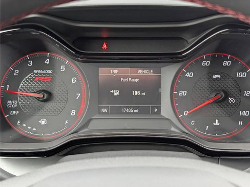 Used 2024 Chevrolet Trax RS w/ Sunroof Package image 28